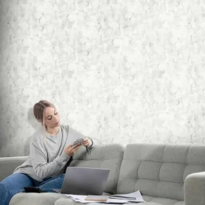 کاغذ دیواری پتینه و بافت 13 کاغذدیواری پتینه نقره ای کد ۱۰۰۴۲